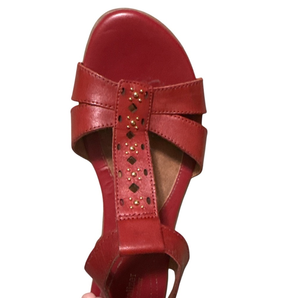 Naturalizer Red T-strap Sandals with Stud Embellishments